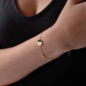 Pozlátený strieborný náramok retiazka s okrúhlym čiernoperleťovým príveskom 13026.1