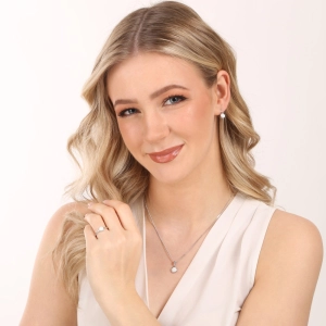 Náhrdelník so syntetickým bielym opálom okrúhly 12077.1 white