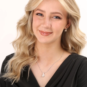 Perlová súprava s bielou riečnou perlou a zirkónmi štvorec 29084.1