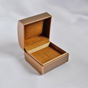 Darčeková krabička zlatá KR0005