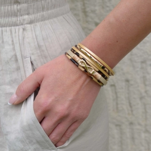 Náramok textilný široký s ozdobou infinity 53011.3 beige