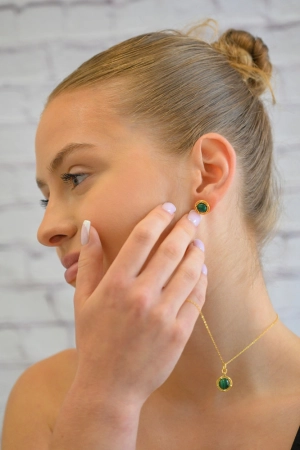 Pozlátené náušnice s malachitom 11727.3