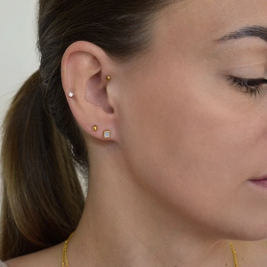 Pozlátené strieborné náušnice štvorlístky s ružovou perleťou 11709.3