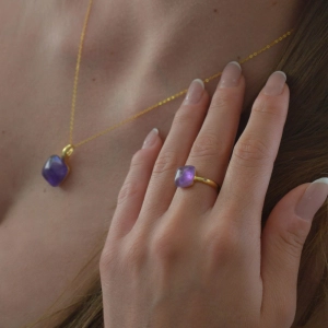 Pozlátený náhrdelník s ametystom 12169.3