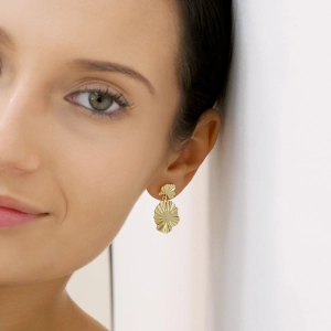 Pozlátené náušnice s vlnitým dizajnom 61170