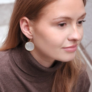 Pozlátené strieborné náušnice väčšie kolieska s perleťou 11796.1