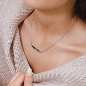 Oceľový náhrdelník zelený 42038.3