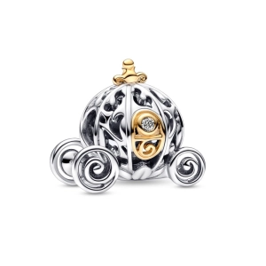 Prívesok, šterlingové striebro, unikátna zmes kovov pozlátená 14k zlatom. Prívesok Popoluškin začarovaný koč zo série k 100. výročiu Disneyho